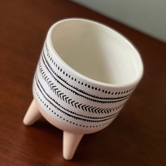 Mid-Mod Boho Geometric Ceramic Planter / Plant Pot - Picture 11 of 12